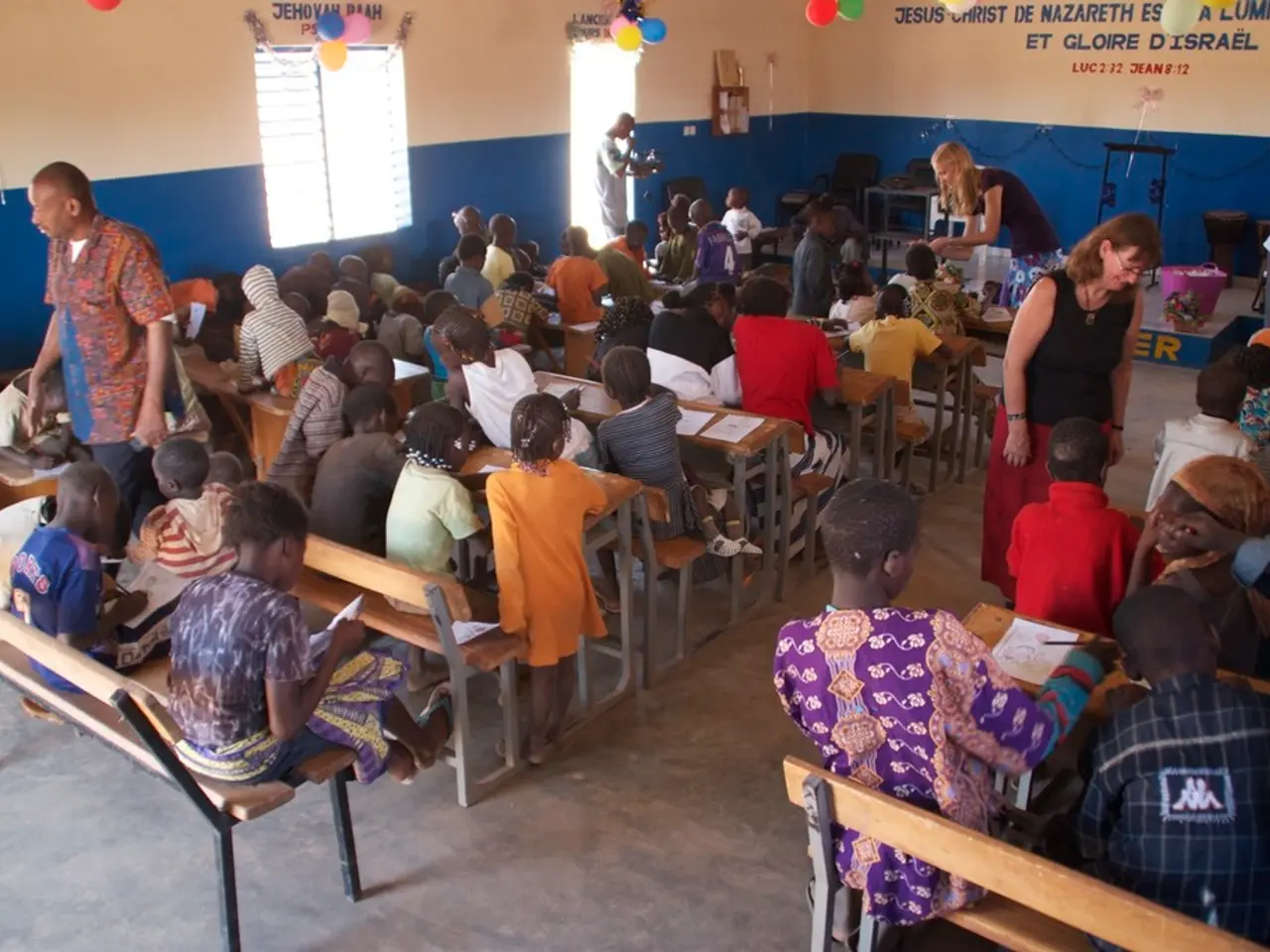 FDP Proposes Recruiting Kita Specialists from Eastern Germany for NRW