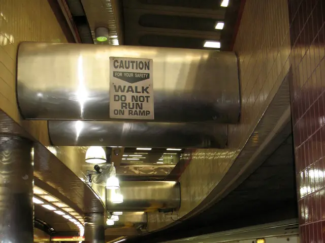 The European Commission has initiated a project to boost the integration of the Internet in the...