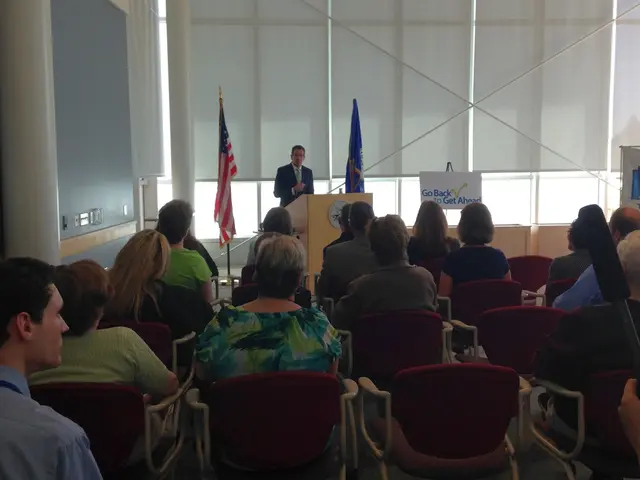 SPD Judge Candidate Faces University President in Court Presentation