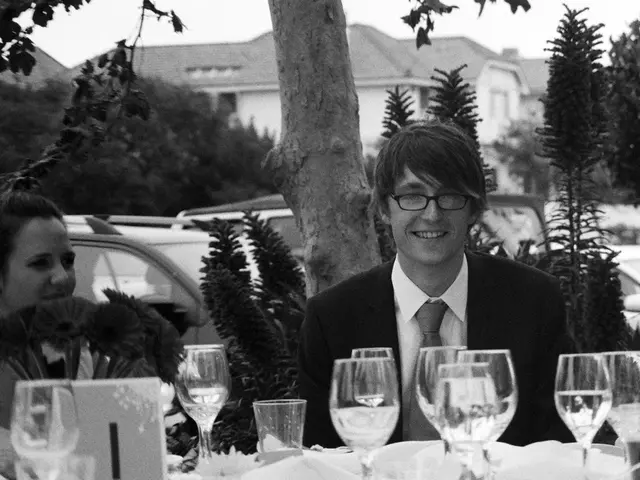 "Exploring Ways to Maintain Presence at a Distance"