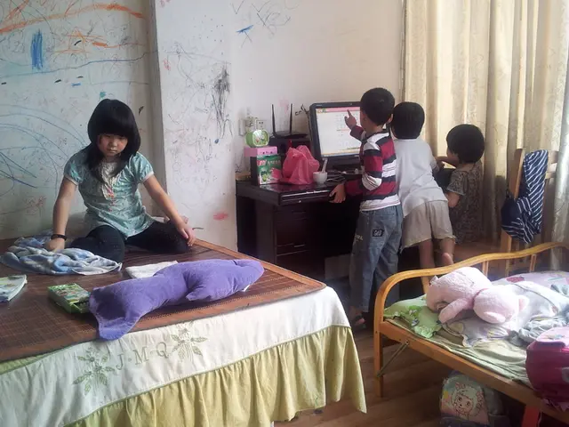 Discussion Guide for Chatting with Adolescents on Intimate Digital Communication