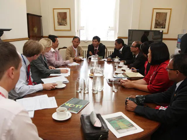 Collaboration Strategies in Business: Top Methods, Categories, and Resources You should Employ