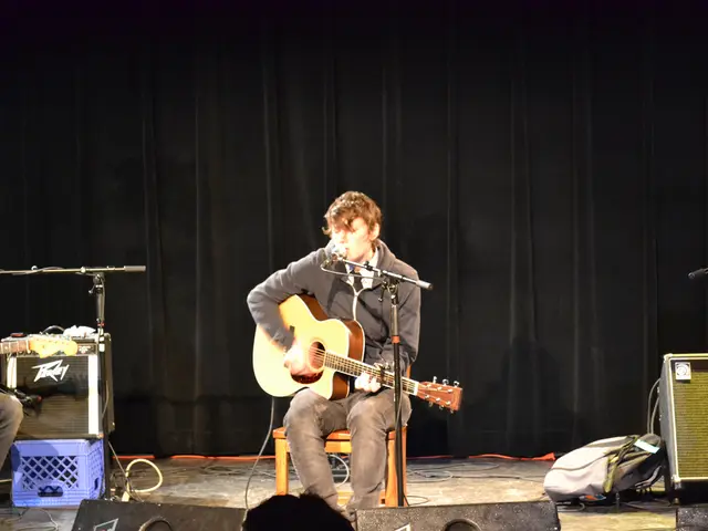 UK Music School's Masterclass with renowned DJ Spoony at the Garage