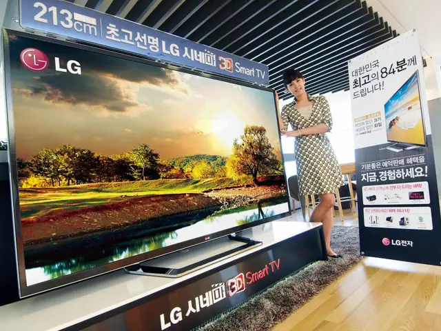 TV Director and DGA President Lesli Linka Glatter discusses the advancement of television directing...