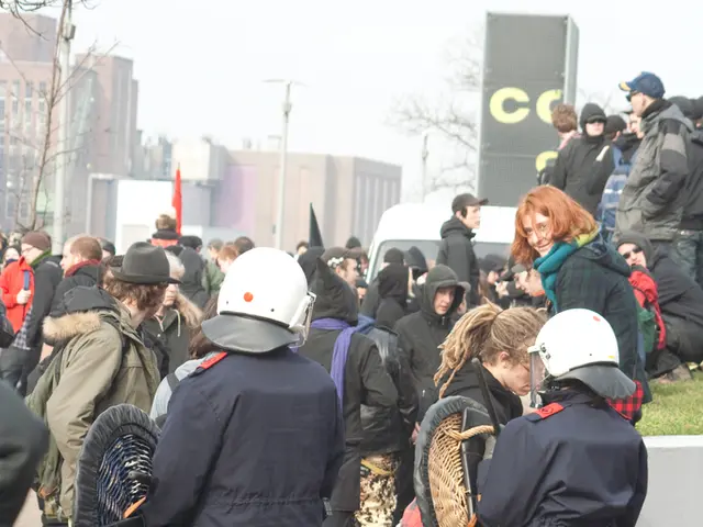 Law Enforcement Training: Simulated Crisis Response in School Environment, Ratekau